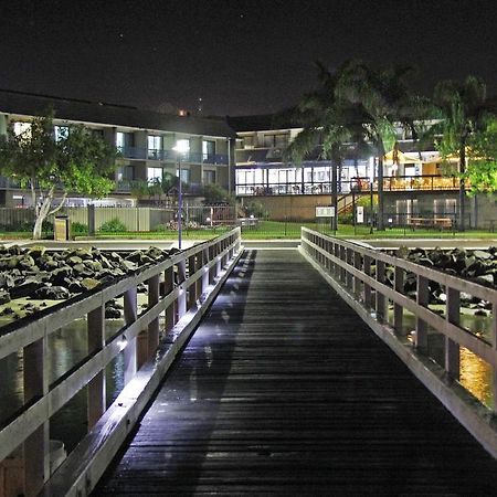Mariners On The Waterfront Batemans Bay Exterior foto