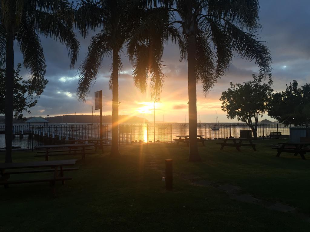 Mariners On The Waterfront Batemans Bay Exterior foto