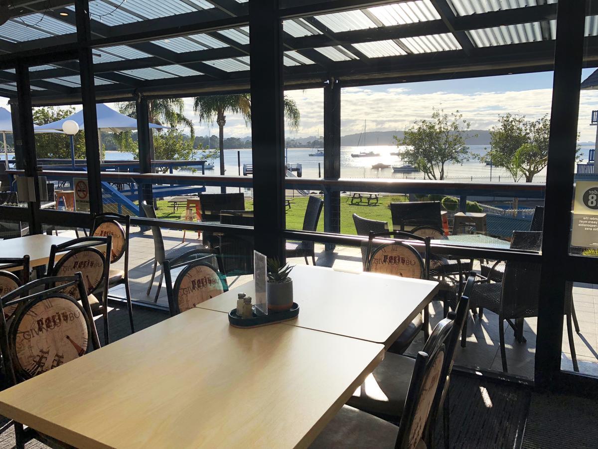 Mariners On The Waterfront Batemans Bay Exterior foto