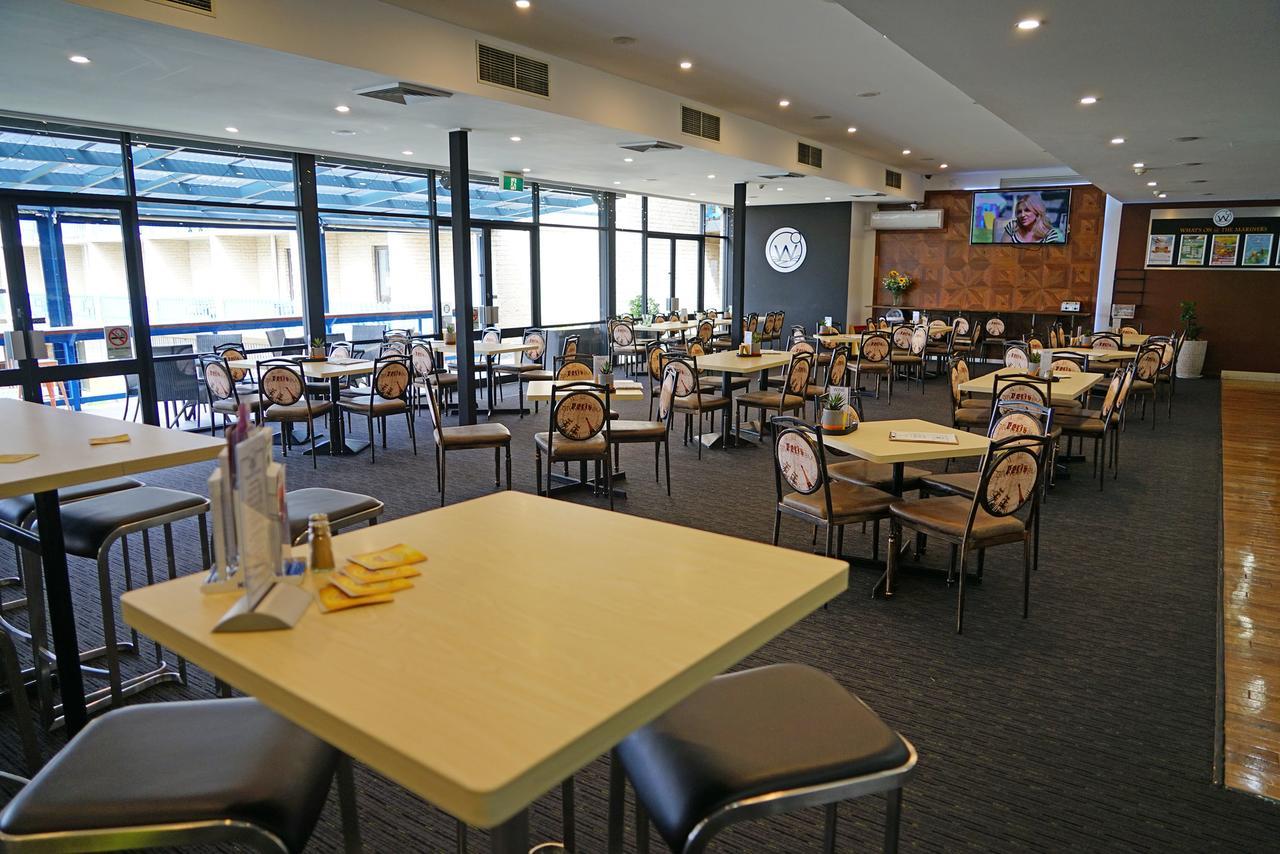 Mariners On The Waterfront Batemans Bay Exterior foto