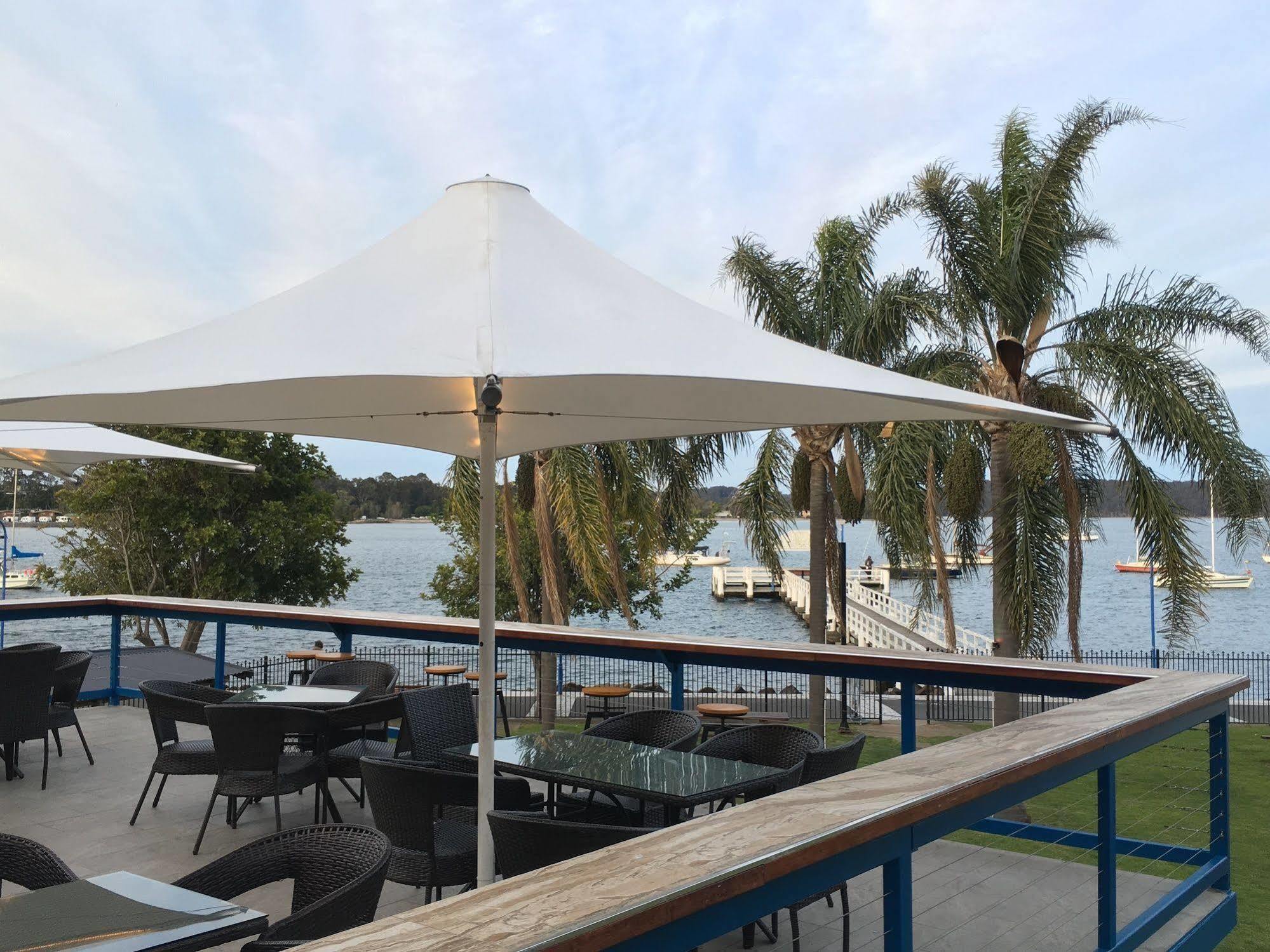 Mariners On The Waterfront Batemans Bay Exterior foto