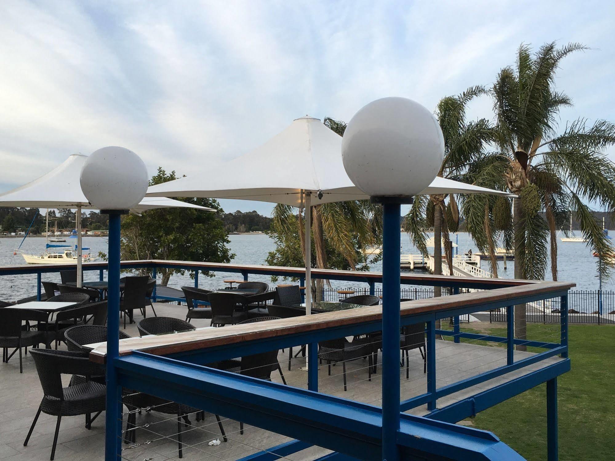 Mariners On The Waterfront Batemans Bay Exterior foto