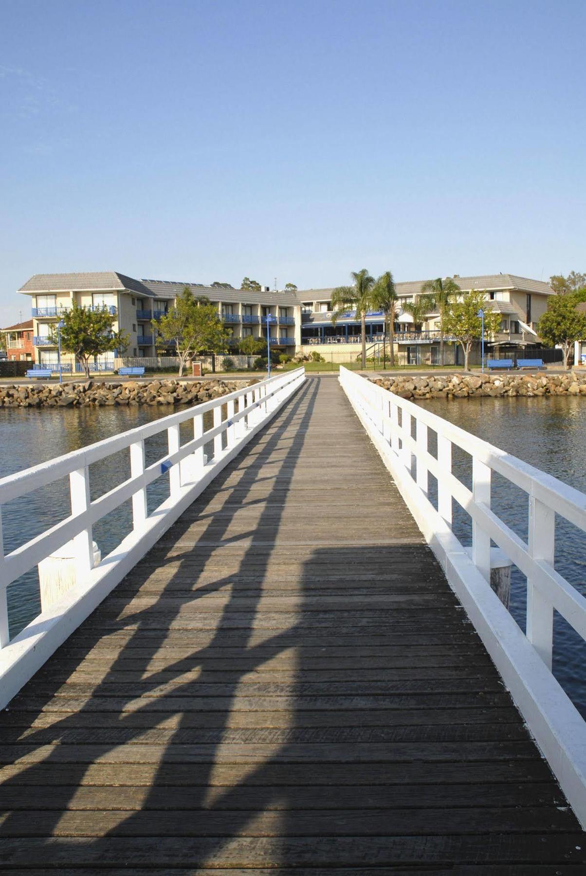 Mariners On The Waterfront Batemans Bay Exterior foto