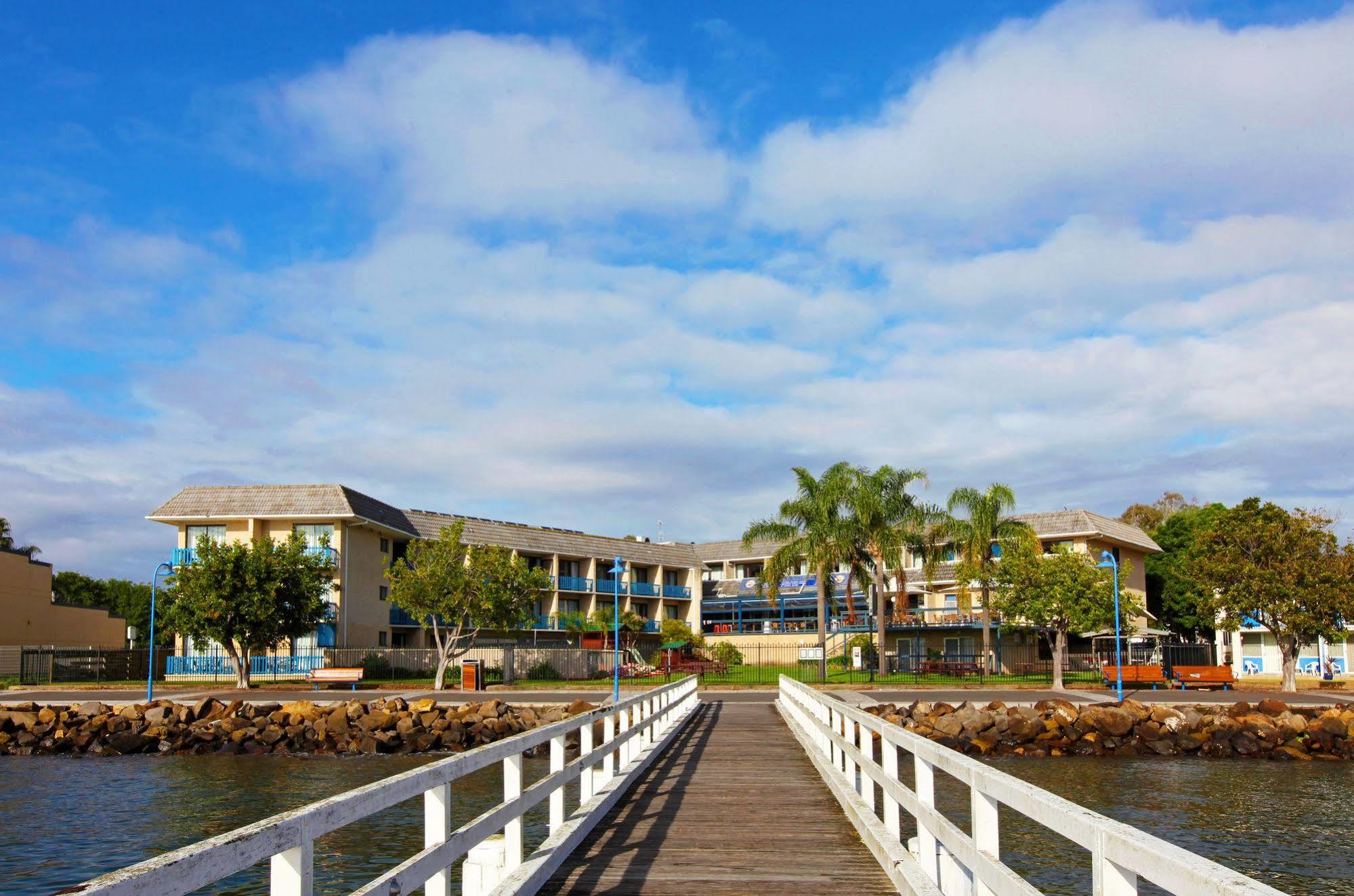 Mariners On The Waterfront Batemans Bay Exterior foto